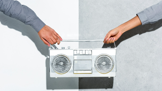 Publicité à la radio : un média de proximité toujours performant